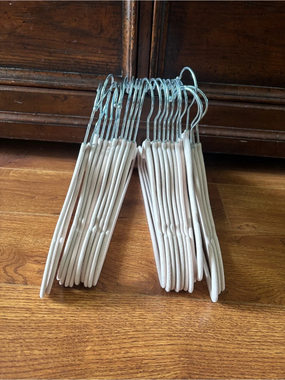 kids Pink velvet slim hangers 24 pc